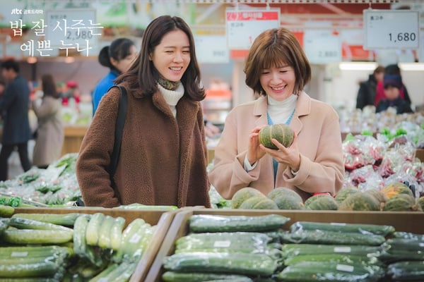 《愛的迫降》6位北韓黃金配角！竊聽員老婆好眼熟，英愛同志竟然演過《紳士的品格》！