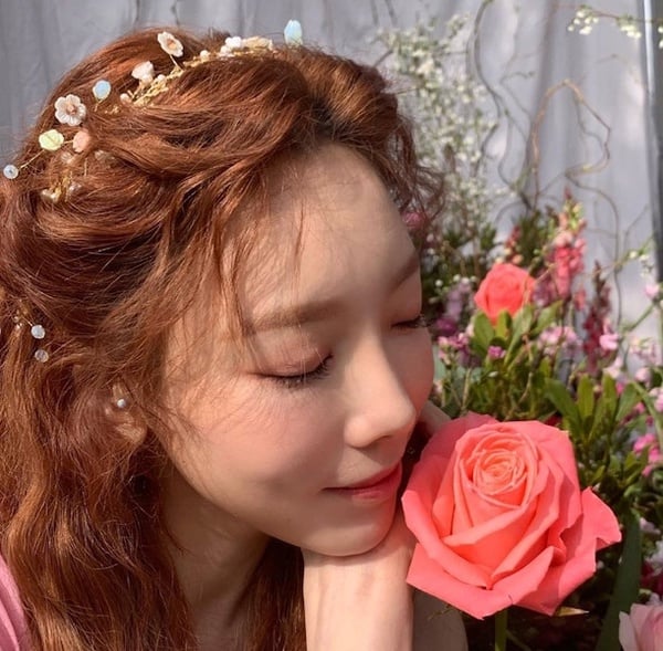 金多美捲捲瀏海炸可愛！初春女星瀏海精選，太妍、朴敏英瀏海太嬌嫩，美到心跳漏一拍！