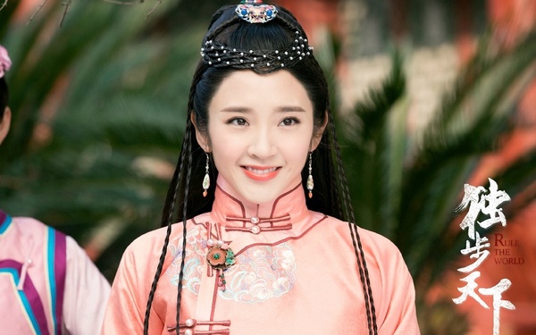 譚松韻10年前《甄嬛傳》就是娃娃臉！《甄嬛傳》10經典配角時裝對比照，剪秋姑姑也太美