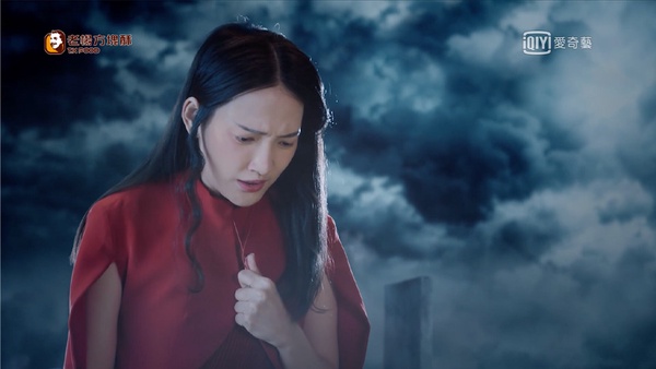 《墜愛》宋柏緯突襲擁吻安心亞，親完就落跑！前女友追到凡間，會攪局還是發展新CP？