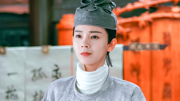 《無心法師3》陳瑤演女主又演男二！9個「一人分飾兩角」女星，趙麗穎、楊冪反差超大