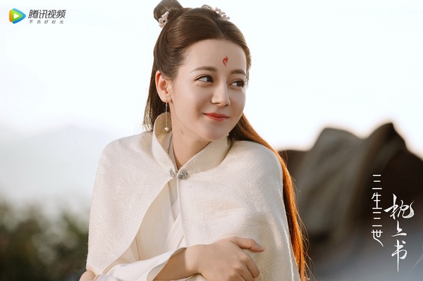 《三生三世枕上書》鳳九大婚造型曝光！劇中12套最美古裝造型，變化更勝《十里桃花》