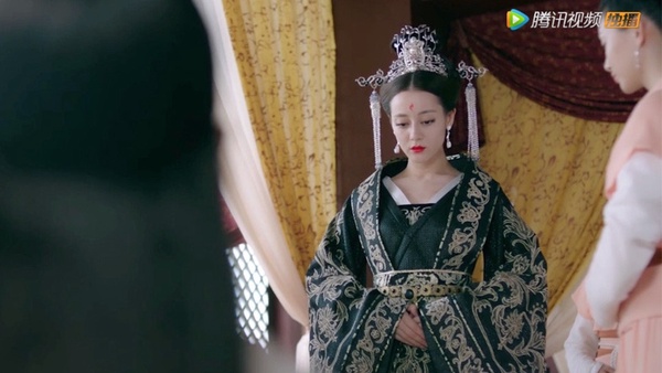 《三生三世枕上書》鳳九大婚造型曝光！劇中12套最美古裝造型，變化更勝《十里桃花》