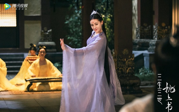 《三生三世枕上書》鳳九大婚造型曝光！劇中12套最美古裝造型，變化更勝《十里桃花》