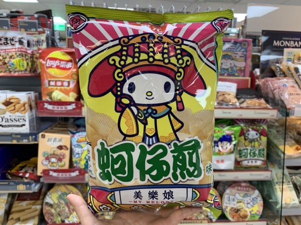 全家「三麗鷗 x 大甲媽祖」超狂聯名！近40款零食還有「三麗鷗神明資料夾」免費送