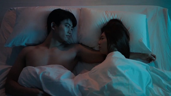 《The Game：向著零時》3人糾葛迎結局！玉澤演&李沇熹「85秒床戲」惹議，嬌羞躺胸肌！