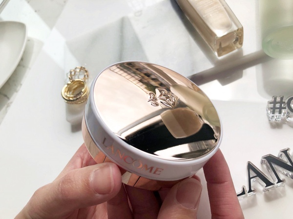 【2020氣墊新品】10款必收絕美高顏值氣墊推薦！一抹毛孔平，超遮不厚粉、保濕不脫妝