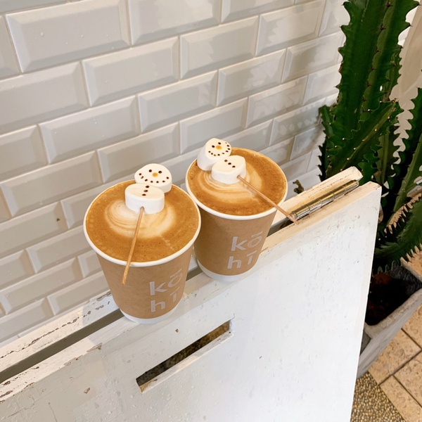 台北文青咖啡「Kōhī Bar」推紅豆奶油厚吐司，紅豆尬奶油很可以，還有限定草莓司康！