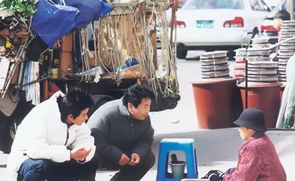 玄彬未上映電影《Shower》珍貴畫面！玄彬從學校趕場也要演，玄彬20歲美少年模樣曝光！