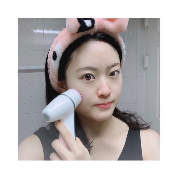 過了20歲還在長的「成人痘」更難治！皮膚科醫師詳解四大成人痘成因、正確抗痘方法！