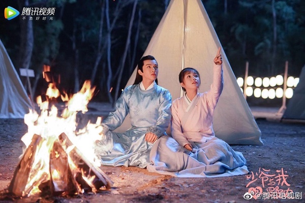 9部陸劇最新劇照&配角！古裝甜寵劇「高顏值」，《花不棄》姊妹篇《小女霓裳》驚見邢恩