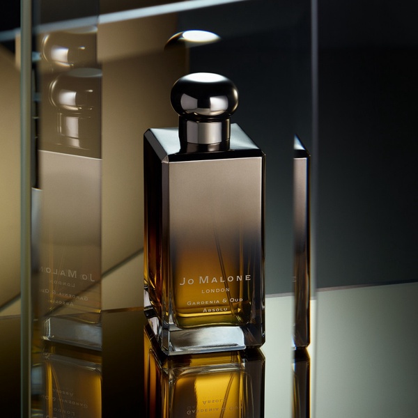 Jo malone「藍風鈴」也推限量包裝！晴空藍紫瓶身質感爆棚，極限量國外已熱賣斷貨！