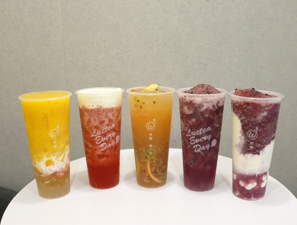 初韻葡萄系列回歸！全店多達12種新鮮水果，超狂「六韻水果茶」就結合了6種以上的水果