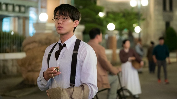繼《屍戰朝鮮》後,劉亞仁主演《屍速列車》導演新作《地獄》,將成Netflix新季播劇!