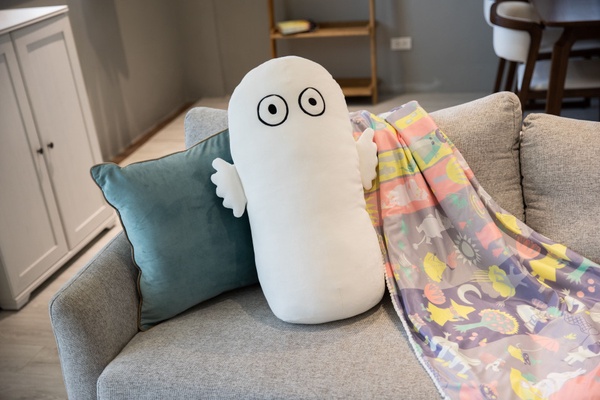 康是美「和MOOMIN一起生活吧」加價購開跑，超療癒嚕嚕咪小夜燈、抱枕毯絕對要收藏！