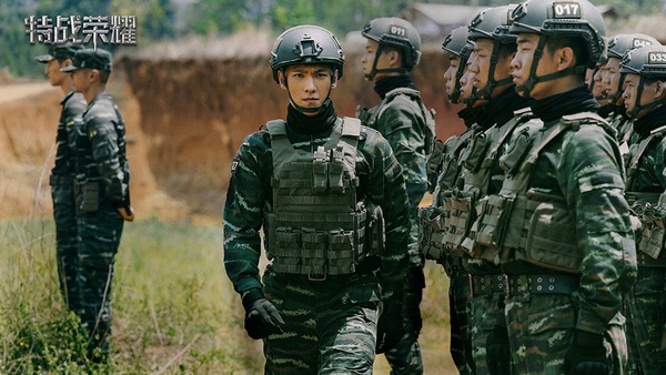 微博票選「陸劇中的軍裝男神大賞」TOP 10！任嘉倫竟然才第四，許凱沒進前五不合理啊