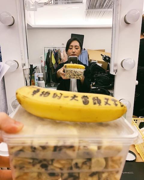 柯佳嬿維持纖細「香蕉」很關鍵！醫生解析香蕉減肥秘訣，排便更順暢、體重快速下降！