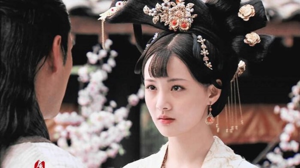 9位流量女星都演過古裝劇公主!楊冪當年好少女,楊紫好萌,劉詩詩根本公主專用戶