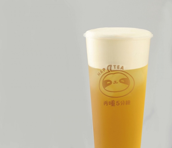 這不是開玩笑!滴妹飲料店「再睡五分鐘」真的要開幕了,珍珠鮮奶茶、厚奶蓋都有!