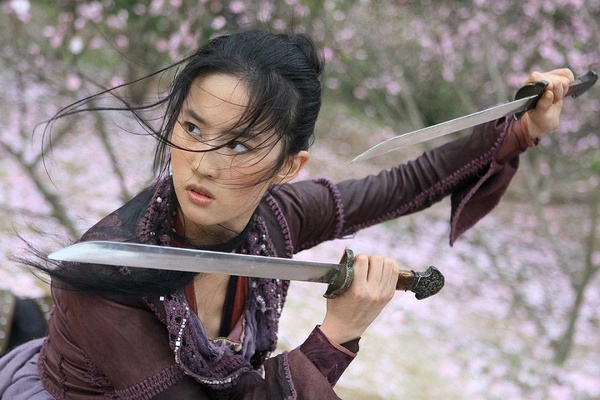 趙麗穎《有翡》新劇照舞刀帥炸!陸劇10個「令人驚艷女殺手」,她被稱為陸版「黑寡婦」