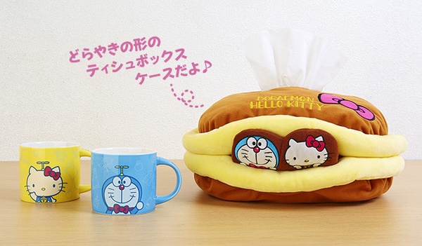 哆啦A夢 x Hello Kitty抽抽樂可愛登場，超萌擺鐘、銅鑼燒面紙套，讓人好想通通收藏！