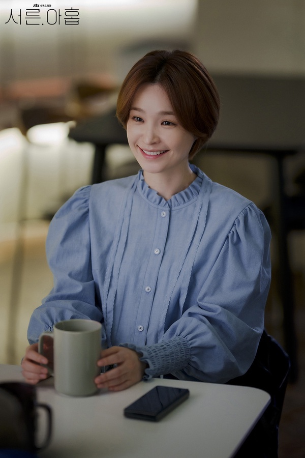 《三十九》田美都再圈粉!《機醫》是初次主演韓劇、戲外超會唱,看似童顏其實已婚!