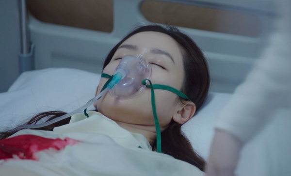 《愛的迫降》表淑CP超有愛！歡喜冤家吵不停，世理病危表治秀搶著捐血，比親哥還寵她！