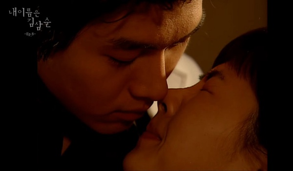 玄彬是愛情劇之王！玄彬10大心動瞬間，《愛的迫降》飛車救人、《秘花》霸氣撲倒太會撩