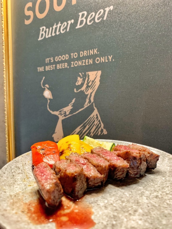 燒肉推薦店家加一！信義區燒肉中山ZONZEN吃得到超值和牛套餐，加碼「舒芙蕾奶油啤酒」