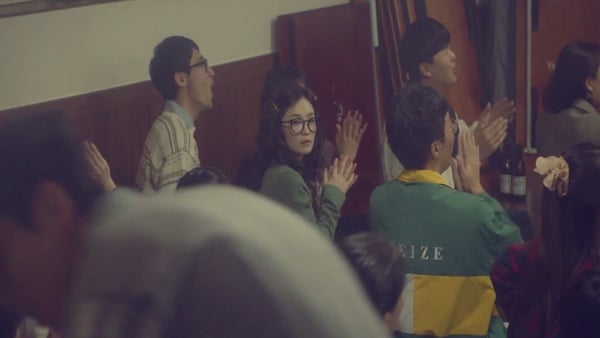 《機智醫生生活》頌和醫生過去喜歡他！田美都&曹政奭99年互相暗戀，第1集就埋伏筆！