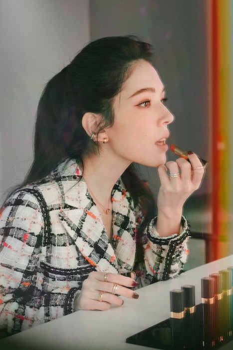 孫藝珍、韓素希唇膏超偷心！6款素顏淡妝必備「母胎色唇膏」推薦，這款許瑋甯隨身攜帶