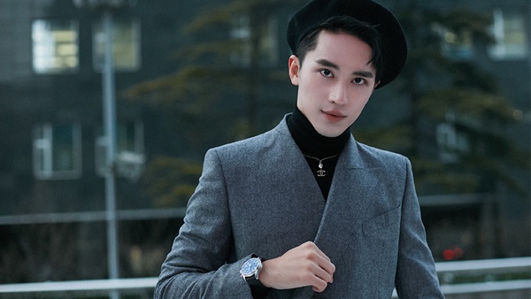 微博票選「讓人一見鐘情的顏值扛霸子」TOP 10!李現竟才第十、肖戰第五,第三有點意外