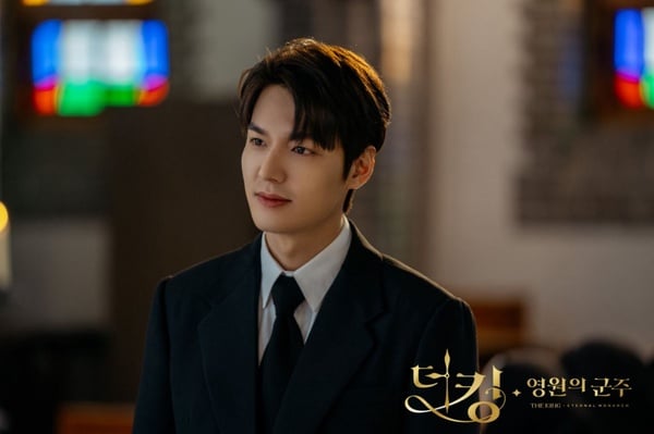 《The King：永遠的君主》第1集看不懂？6大網友分析，大韓帝國是什麼？誰救了小李袞？