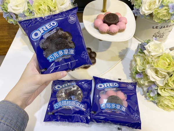 全聯We Sweet推出三麗鷗甜點！變成布丁狗的布丁奶凍捲，加碼Oreo甜甜圈也不能錯過