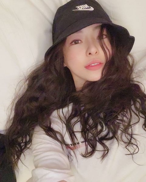 周揚青成新一代時髦髮型範本！本季流行捲度推薦，韓素希、LISA爆熱門，孫藝珍是經典