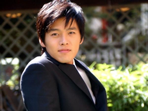 玄彬長得帥還幽默!玄彬回答刁鑽問題:「平時會不會看小黃片?」果然也是平凡男人啊!