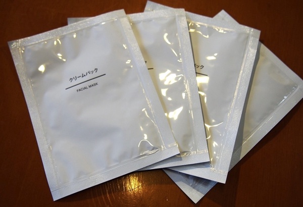 無印良品必買保養TOP8！化妝水、美白乳液必買，這款無印良品店員曝回購率最高！