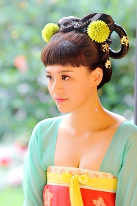 最難駕馭的古裝造型！古裝劇10款「西瓜頭瀏海」，楊冪美、趙麗穎萌，鄭爽卻醜成經典