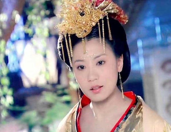 《清平樂》「珍珠落淚妝」超美！古裝劇10款「珍珠落淚妝」，楊冪《仙劍三》超經典