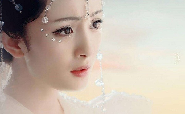 《清平樂》「珍珠落淚妝」超美！古裝劇10款「珍珠落淚妝」，楊冪《仙劍三》超經典