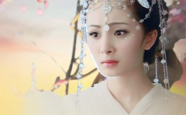 《清平樂》「珍珠落淚妝」超美！古裝劇10款「珍珠落淚妝」，楊冪《仙劍三》超經典