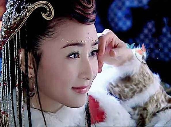 《清平樂》「珍珠落淚妝」超美！古裝劇10款「珍珠落淚妝」，楊冪《仙劍三》超經典