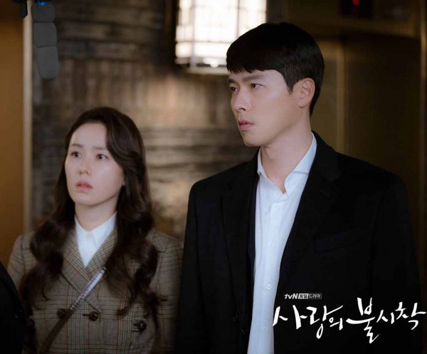 《愛的迫降》紅到西方！Netflix美國播放量第6，外媒評為「必看影集」，正赫魅力無敵！