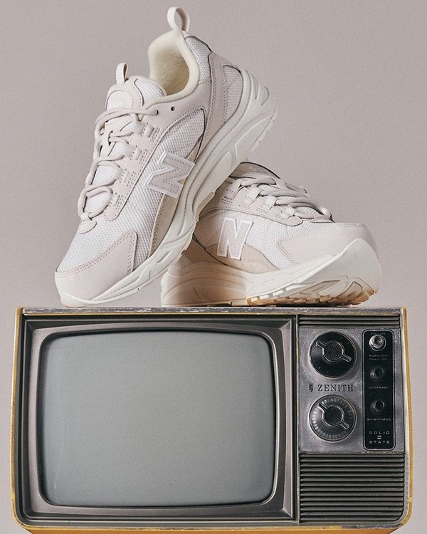 最夢幻NB限量色！New Balance x No Vacancy inn 全新「榛果奶茶650」美哭！