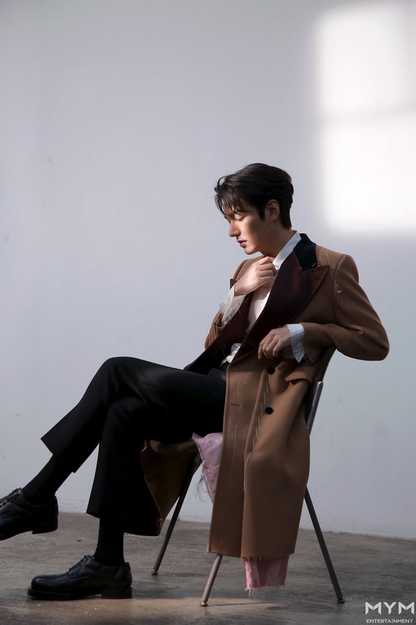 《永遠的君主》李敏鎬是真正的高富帥!電視劇單集片酬上億,26歲買下千萬豪宅,超會賺