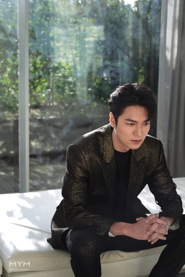 《永遠的君主》李敏鎬是真正的高富帥!電視劇單集片酬上億,26歲買下千萬豪宅,超會賺