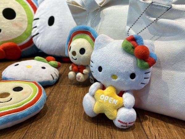 7-11推出Hello Kitty抱枕＆零錢包！聯名OPEN小將推出6款系列周邊，就在這天準時開賣