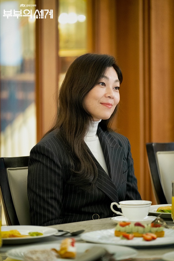 《夫婦的世界》女角都好慘!善雨人生被渣夫毀掉,薛明淑單身也被歧視,當女人真難!