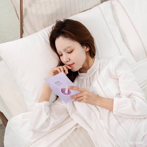 2020初夏「不悶痘面膜」推薦！輕盈不黏膩、敷完清爽保濕，亮白、毛孔緊緻有感