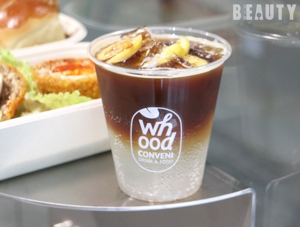 台北也有爆漿甜甜圈!炙燒焦糖外衣與罪惡的爆餡,Whood還有超Q「迷你山形吐司漢堡」